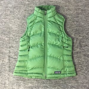 Patagonia - green women’s vest - small